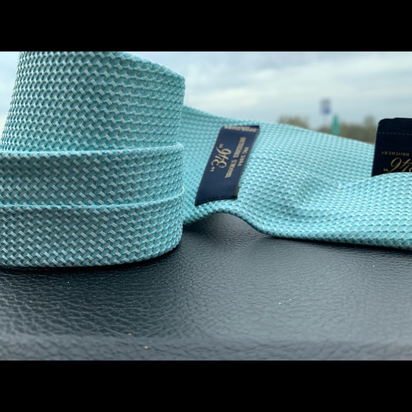 NWT BROOKS Brothers “346” Tie - Picture 3 of 4